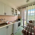 Bright And Charming Apartment *