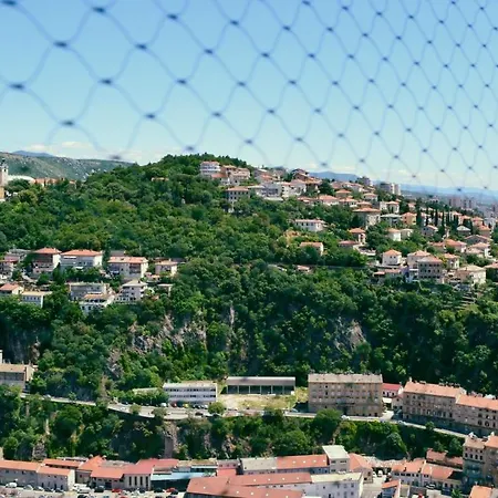 Apartment Bright And Charming *